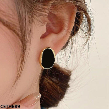 CETH689 YYZ Painted Black Tops Pair