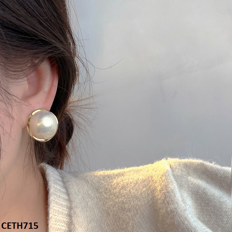 CETH715 ZCD Round Pearl Tops Pair