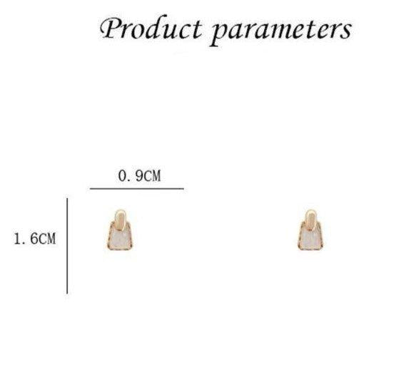 CETH742 ZHL Square Stud Tops Pair