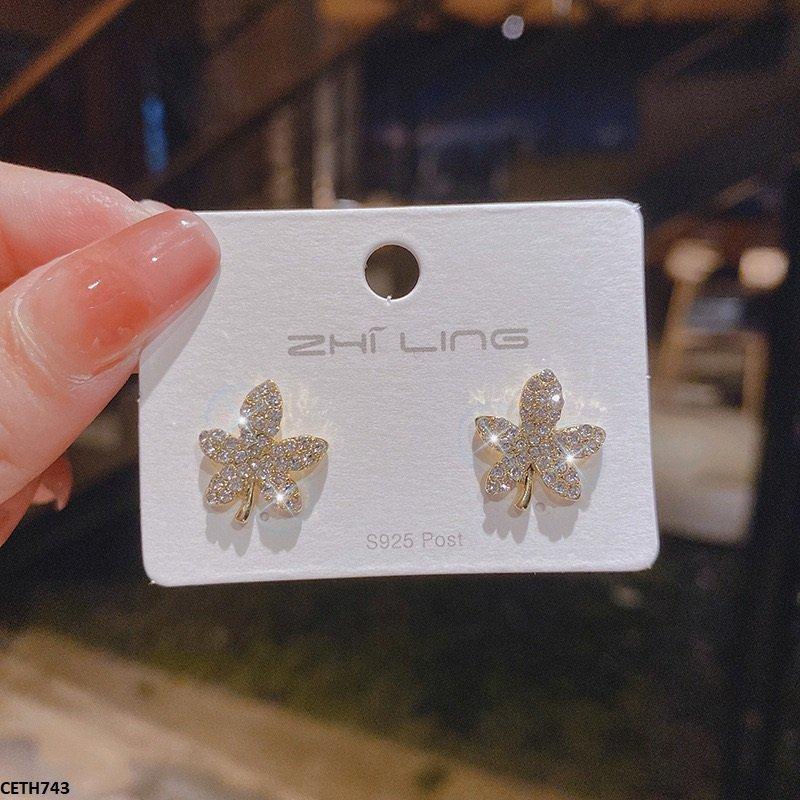 CETH743 ZHL Leaf Stud Tops Pair