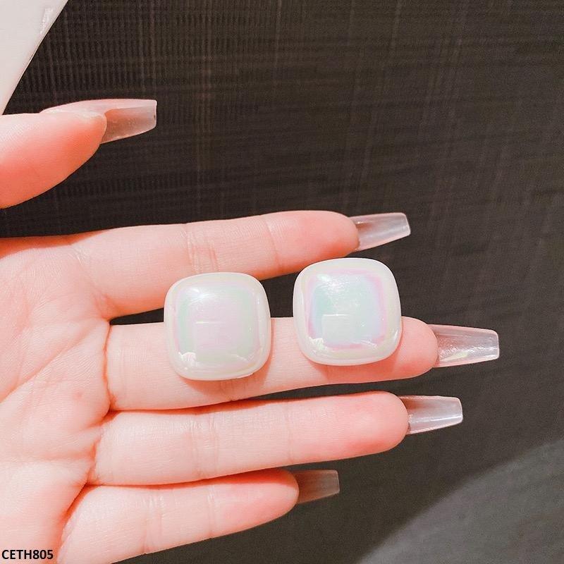 CETH805 ZHL Square Stud Tops Pair