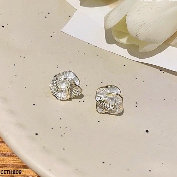 CETH809 LSH Painted Flower Tops Pair