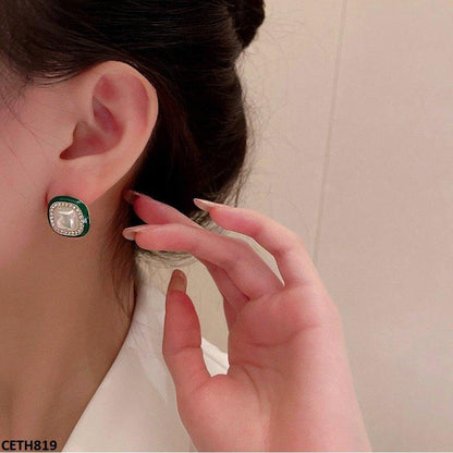 CETH819 SIQ Pearl Square Tops Pair