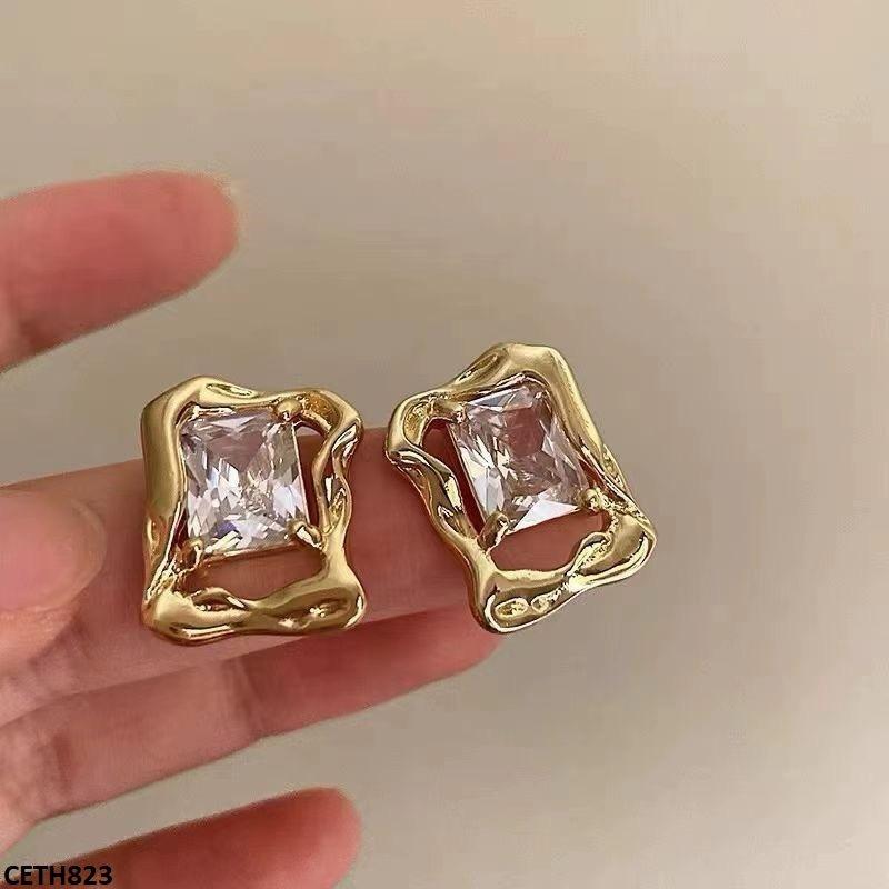 CETH823 BTO Frame Stud Tops Pair