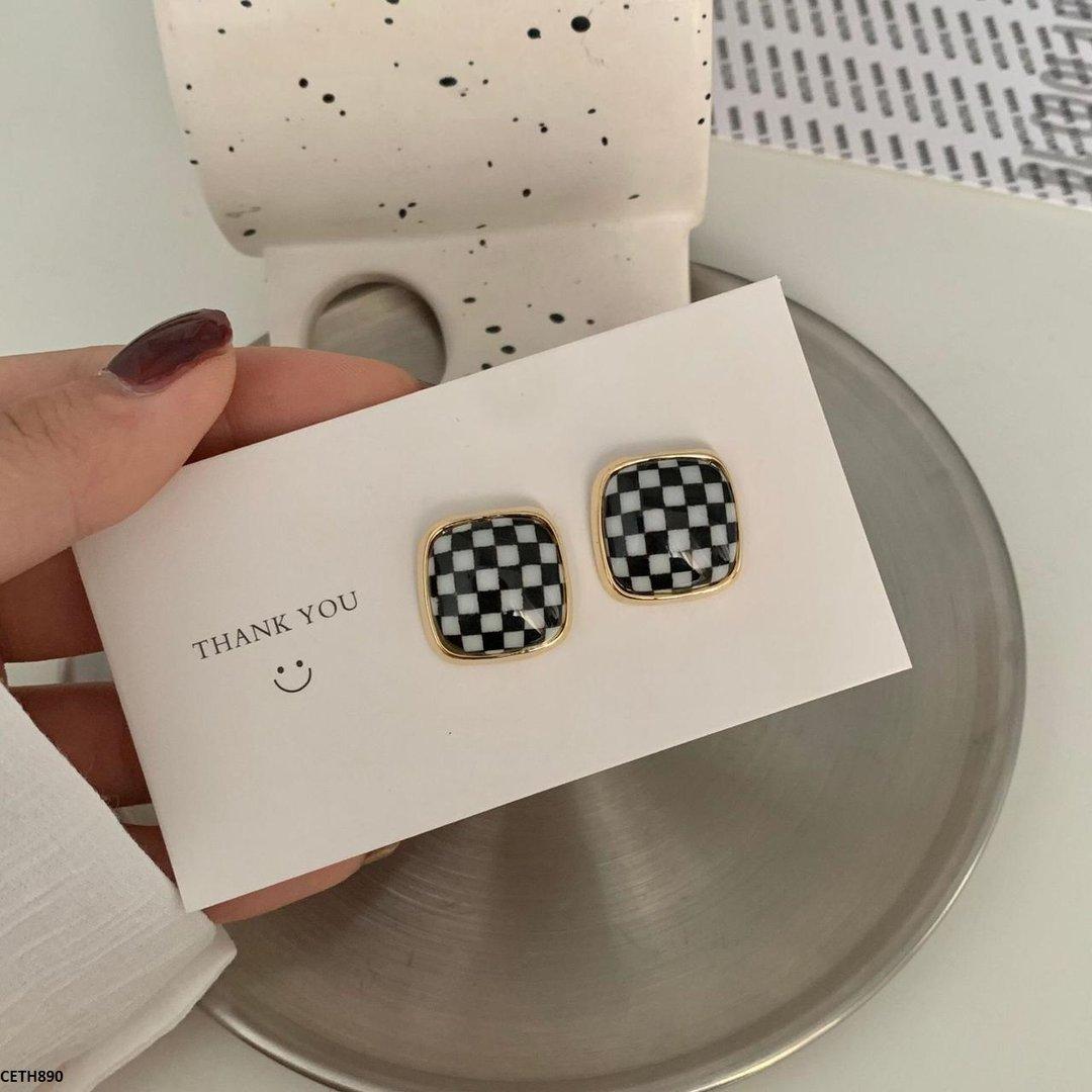 CETH890 ZCD Black/White Square Tops Pair