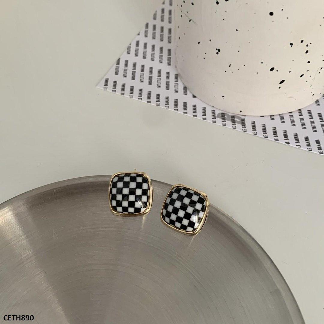 CETH890 ZCD Black/White Square Tops Pair