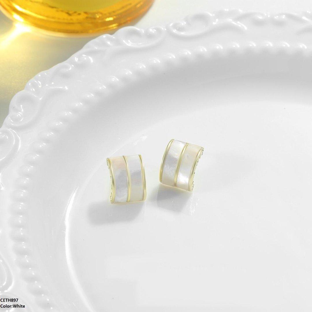 CETH897 ZCD Round Stud Tops Pair