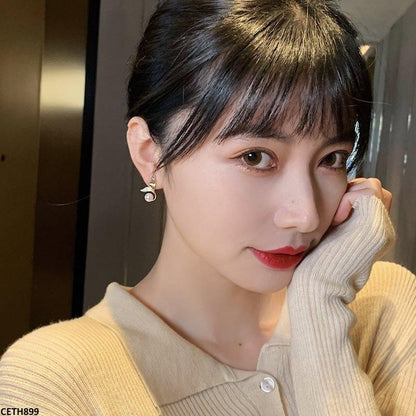 CETH899 ZCD Fish Tail Tops Pair