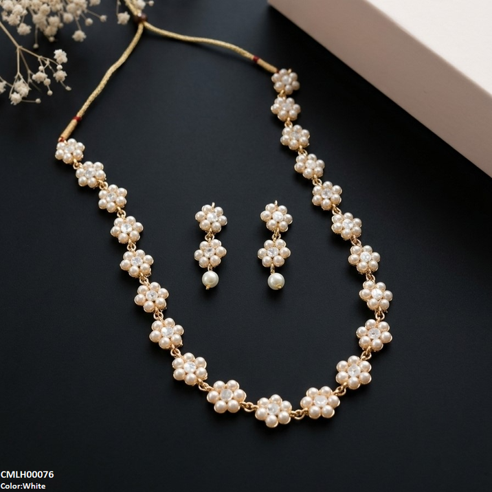 CMLH00076 SDQ Pearl Flower Mala Set