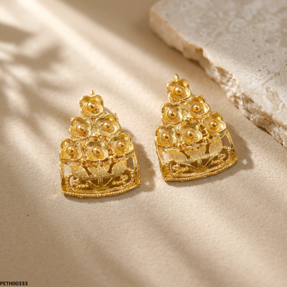 PETH00333 FRN Triangle Flower Tops Pair - PETH