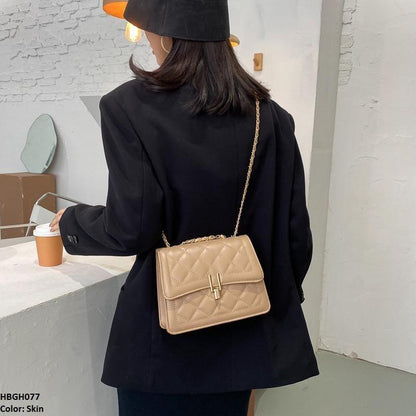 HBGH077 HMS Rhombus Chain Crossbody Bag