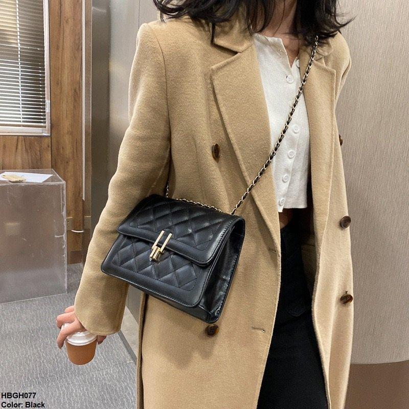 HBGH077 HMS Rhombus Chain Crossbody Bag