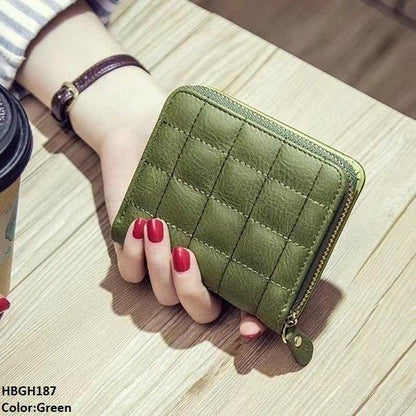 HBGH187 LMP Plain Square Hand Clutch
