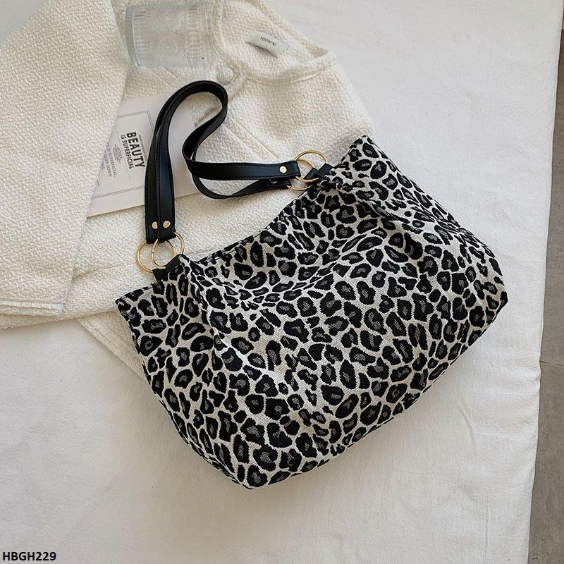 HBGH229-MSL HBGH229 MSL Zebra Printed Bag
