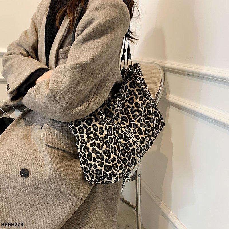 HBGH229-MSL HBGH229 MSL Zebra Printed Bag