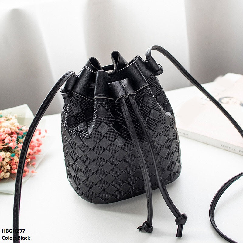 HBGH237 MPP Cut Bucket Bag