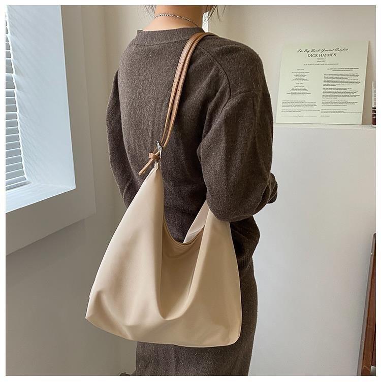 HBGH146 BBM Plain Hand Bag