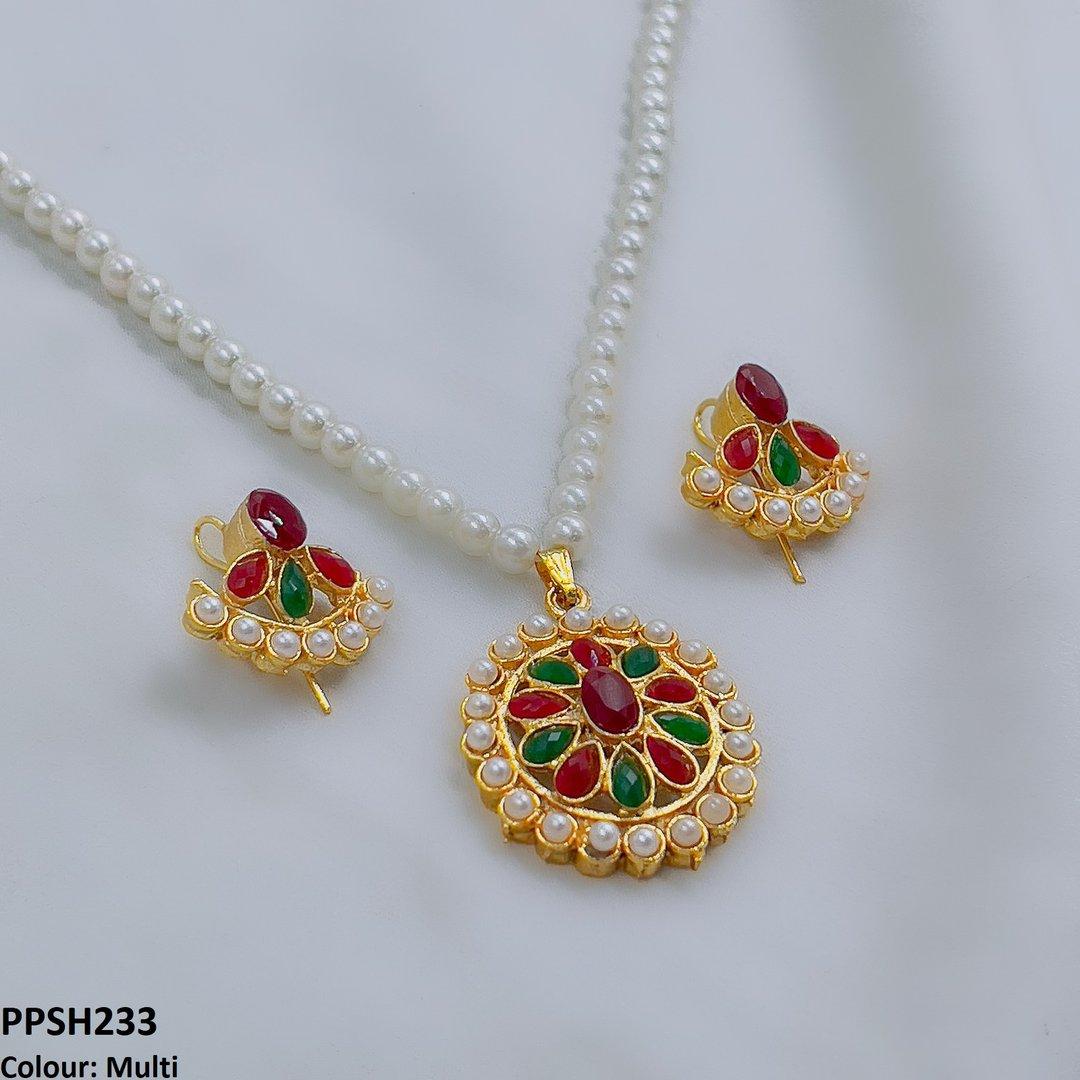 PPSH233 FRN Round Flower Pendant Set