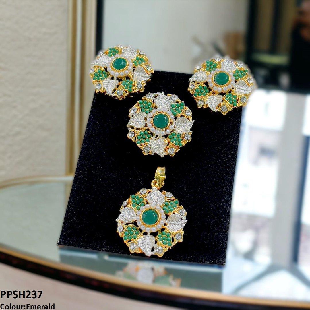 PPSH237 SDQ Flower Pendant Set