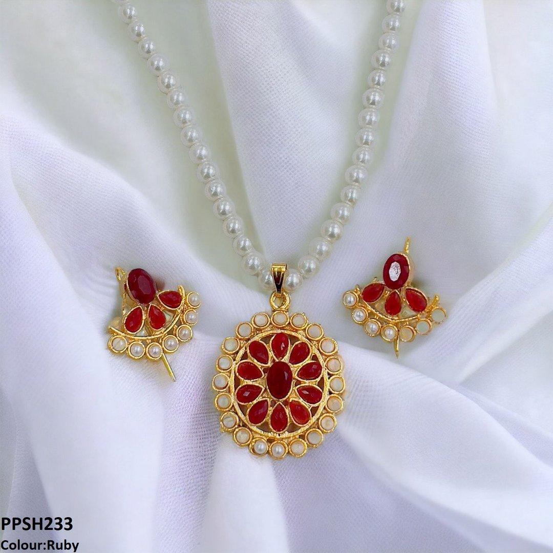 PPSH233 FRN Round Flower Pendant Set