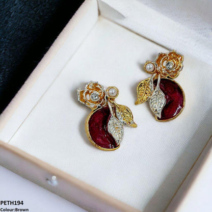 PETH194 SDQ Painted Half-Moon Flower Tops Pair