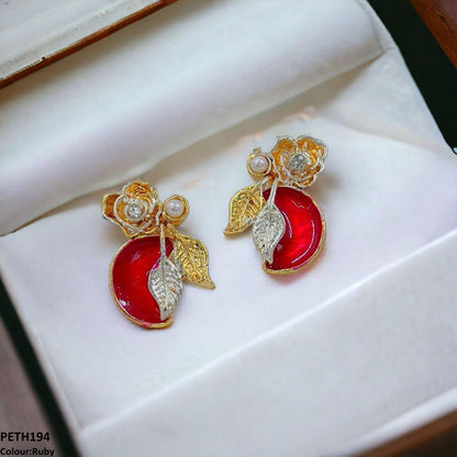 PETH194 SDQ Painted Half-Moon Flower Tops Pair