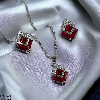 TPSH529 SHJ Square Pendent Set