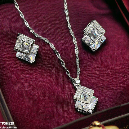 TPSH529 SHJ Square Pendent Set