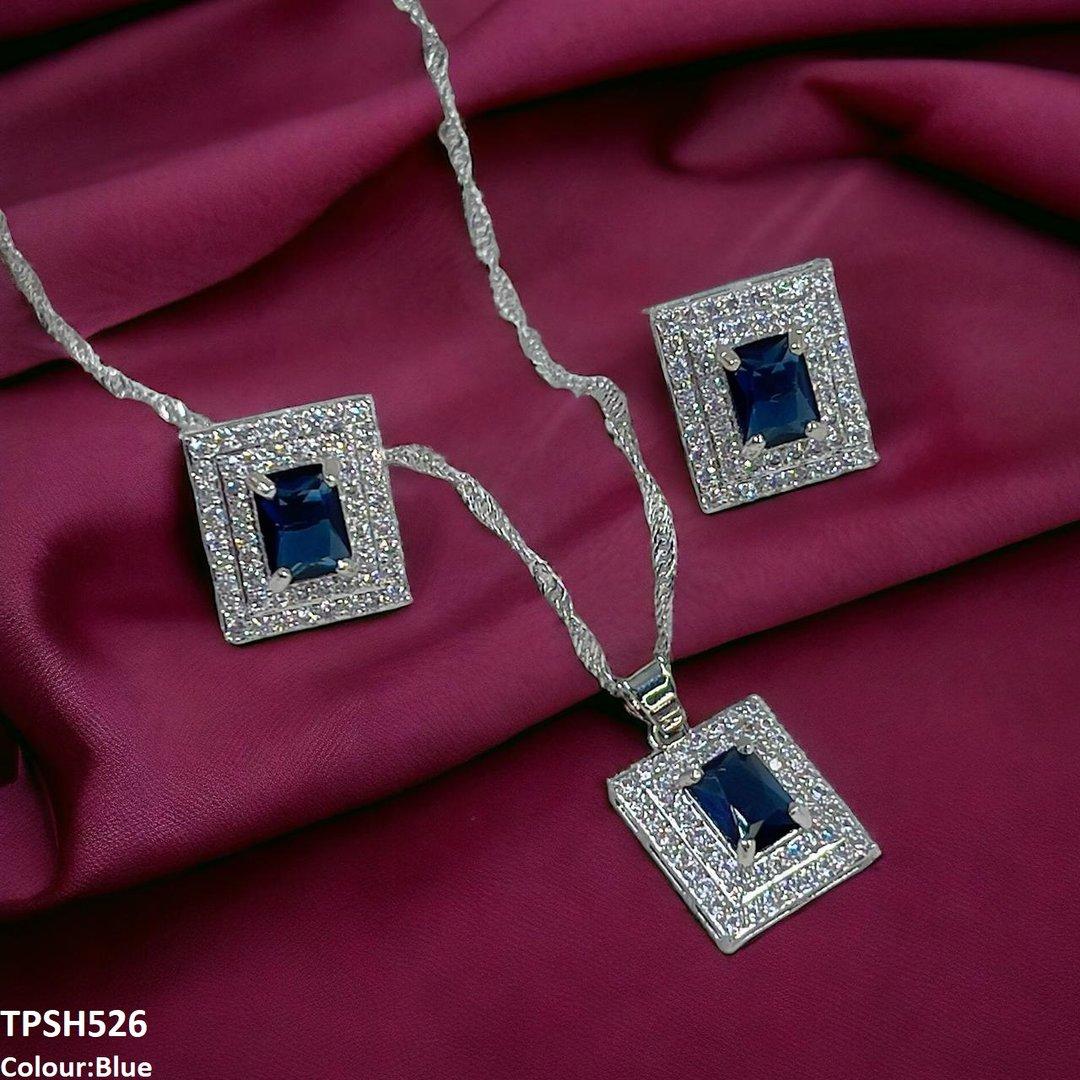 TPSH526 SHJ Rectangle Pendent Set