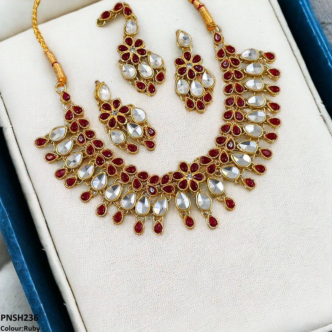 PNSH236 FRN Tear/Flower Necklace Set