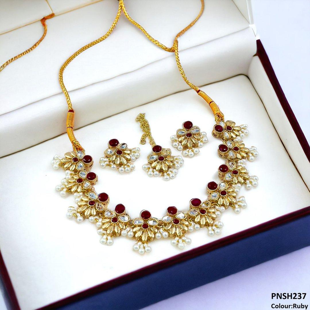 PNSH237 SDQ Tear/Flower Necklace Set