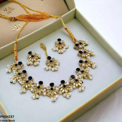 PNSH237 SDQ Tear/Flower Necklace Set
