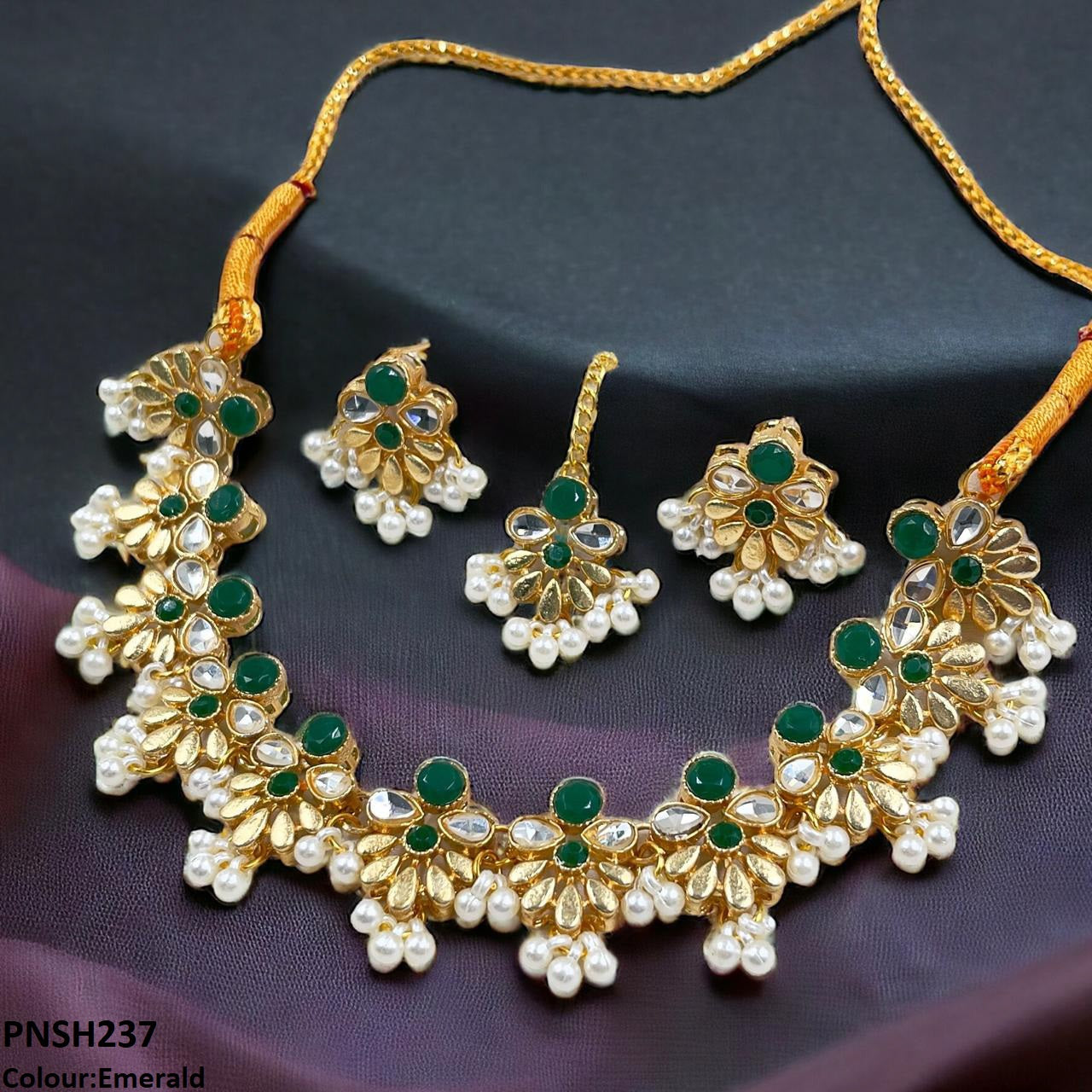 PNSH237 SDQ Tear/Flower Necklace Set