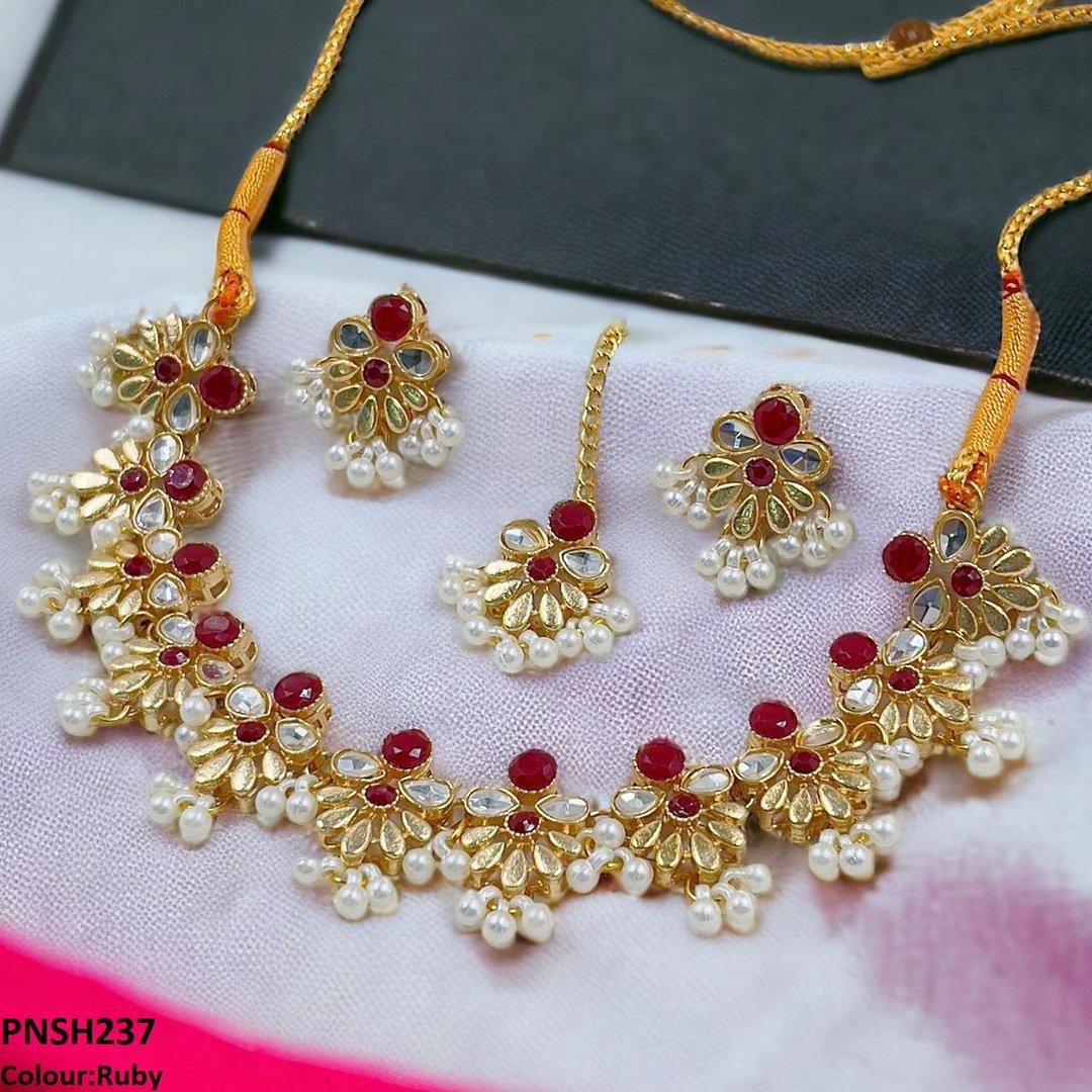 PNSH237 SDQ Tear/Flower Necklace Set