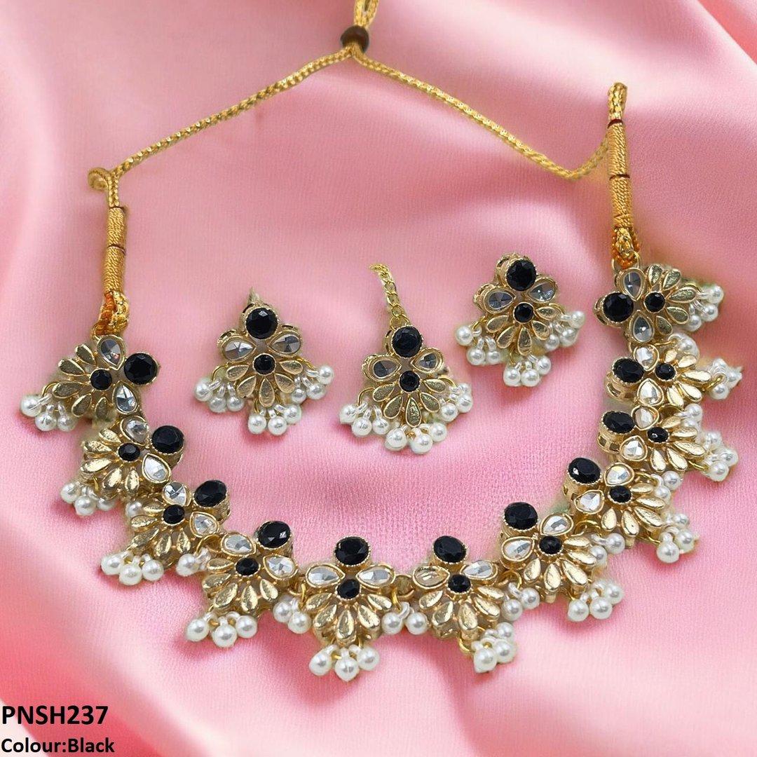 PNSH237 SDQ Tear/Flower Necklace Set