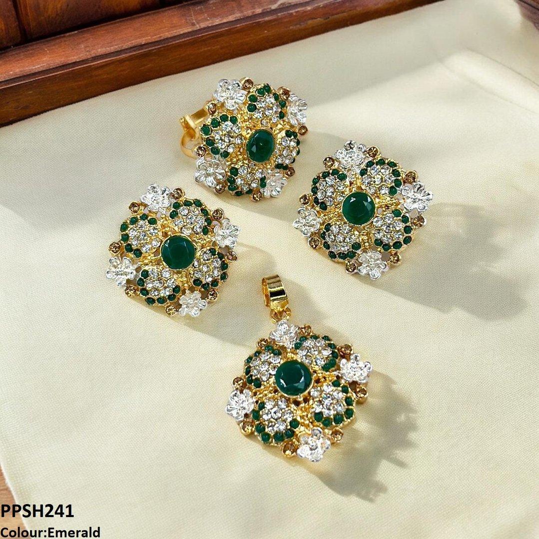 PPSH241 SDQ Square Flower Pendant Set