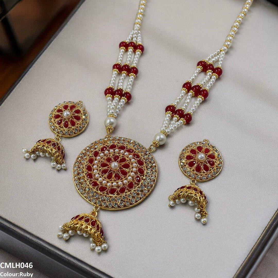 CMLH046 SDQ Cut Jhumki Drop Pearl Mala