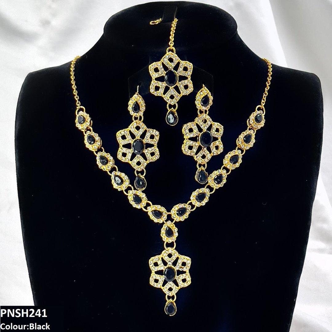 PNSH241 FRN Oval/Tear Drop Necklace Set