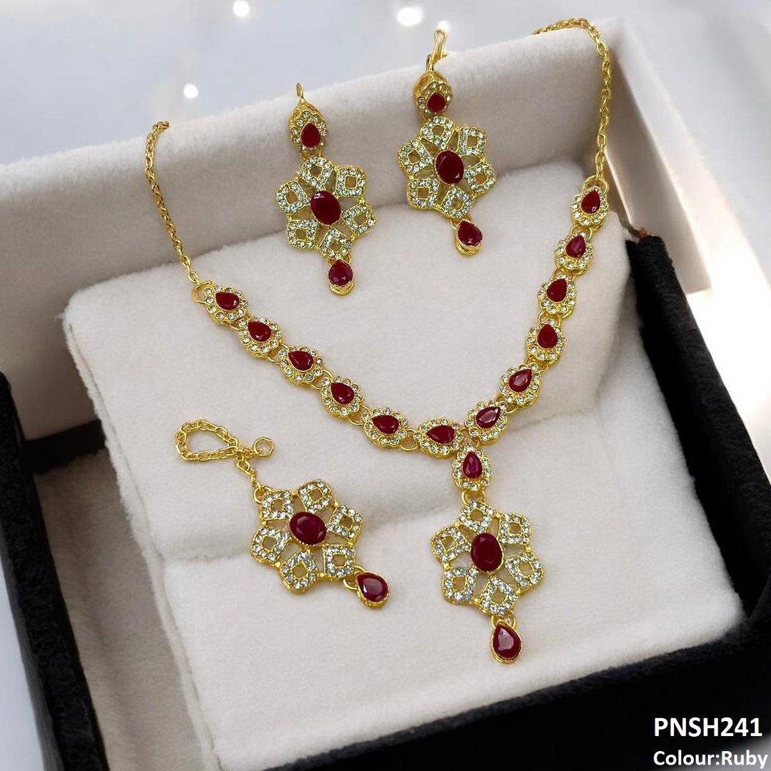 PNSH241 FRN Oval/Tear Drop Necklace Set
