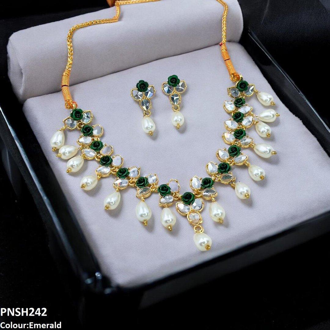 PNSH242 SDQ Flower/Pearl Drop Necklace Set