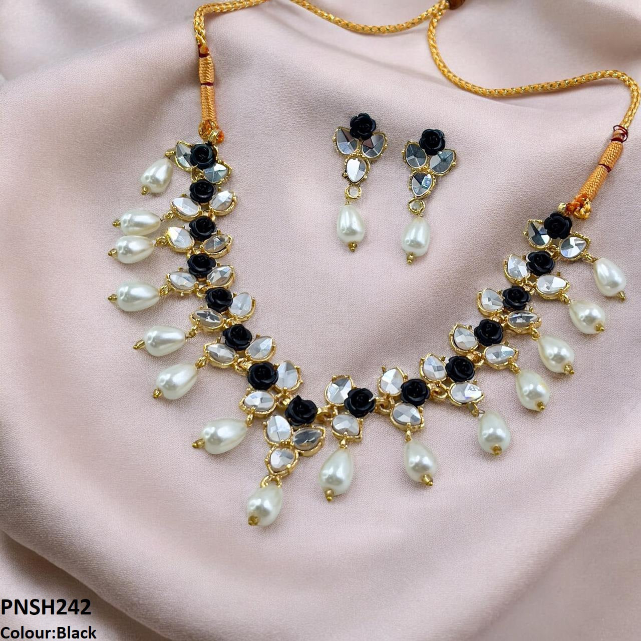 PNSH242 SDQ Flower/Pearl Drop Necklace Set