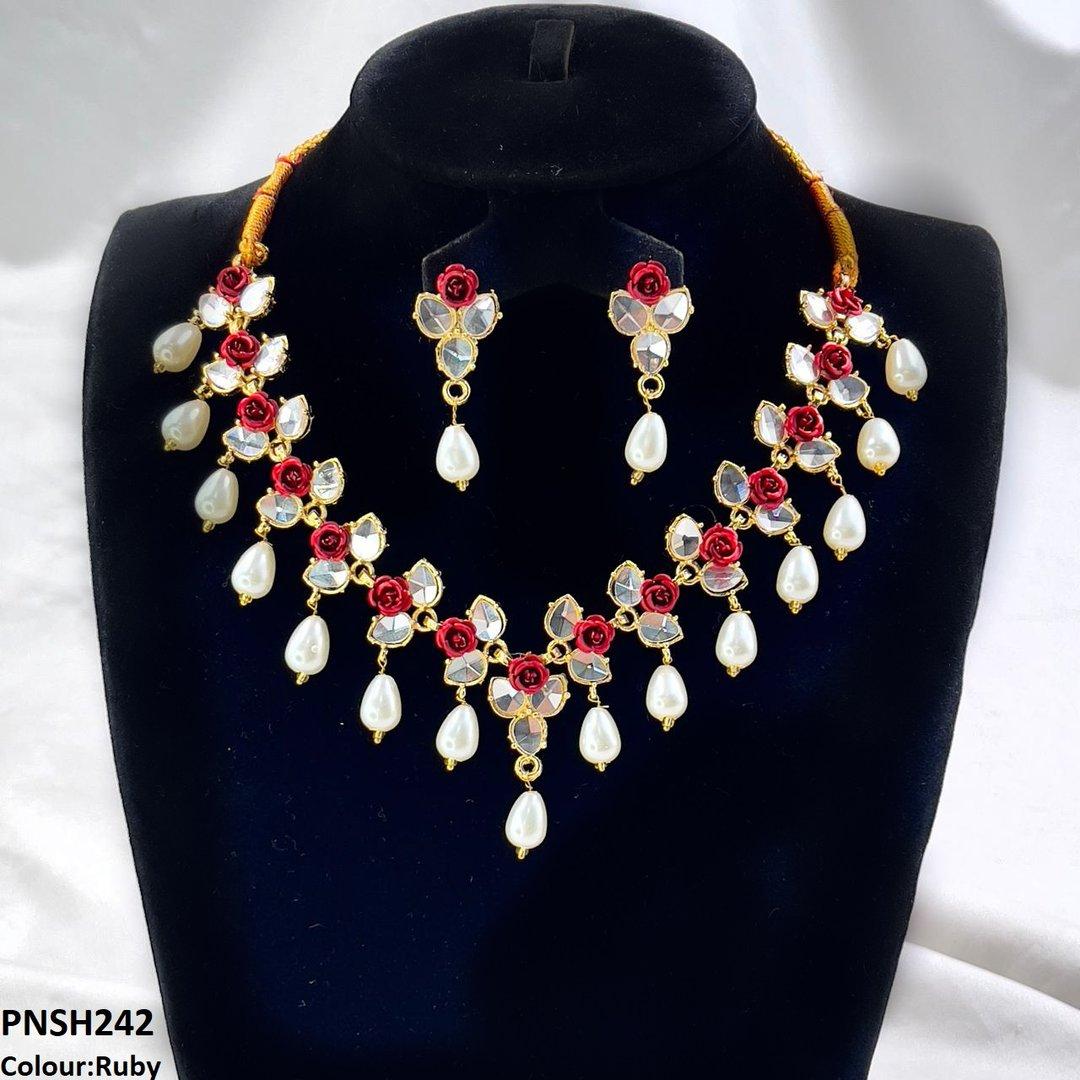 PNSH242 SDQ Flower/Pearl Drop Necklace Set