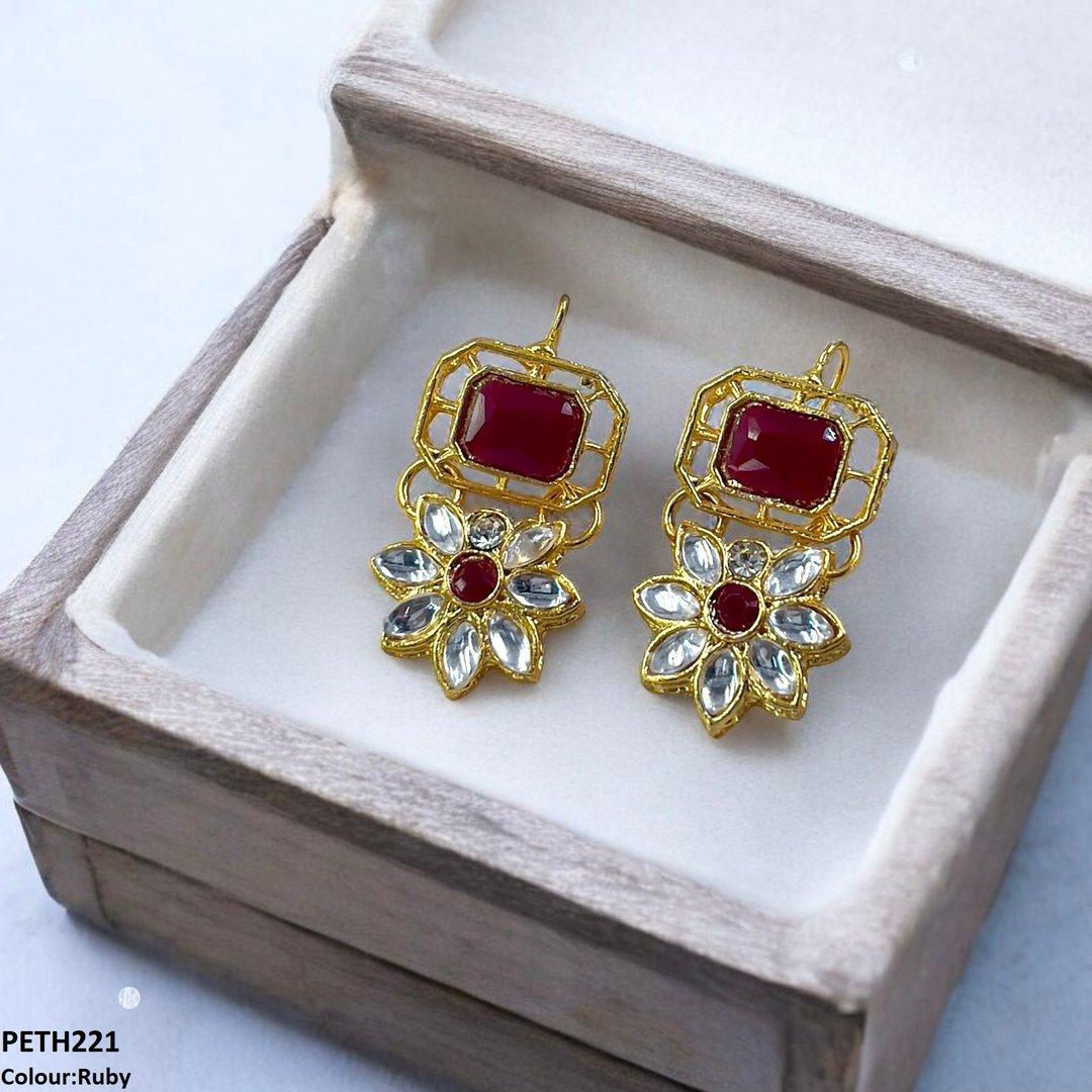 PETH221 FRN Square/Flower Tops Pair