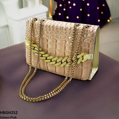 HBGH252 CYG Chain Hand Bag