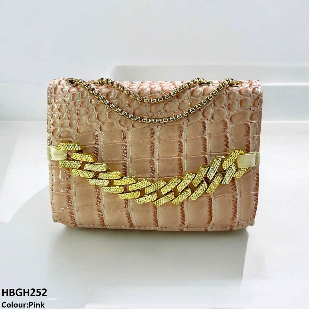 HBGH252 CYG Chain Hand Bag