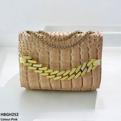HBGH252 CYG Chain Hand Bag