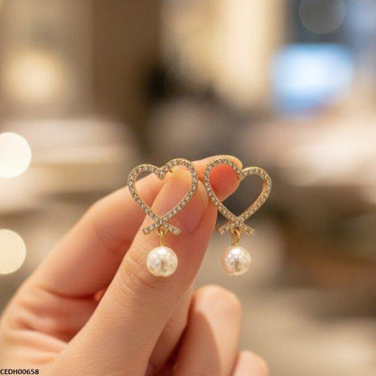 CEDH00658 SDQ Heart Pearl Drop Earrings - CEDH