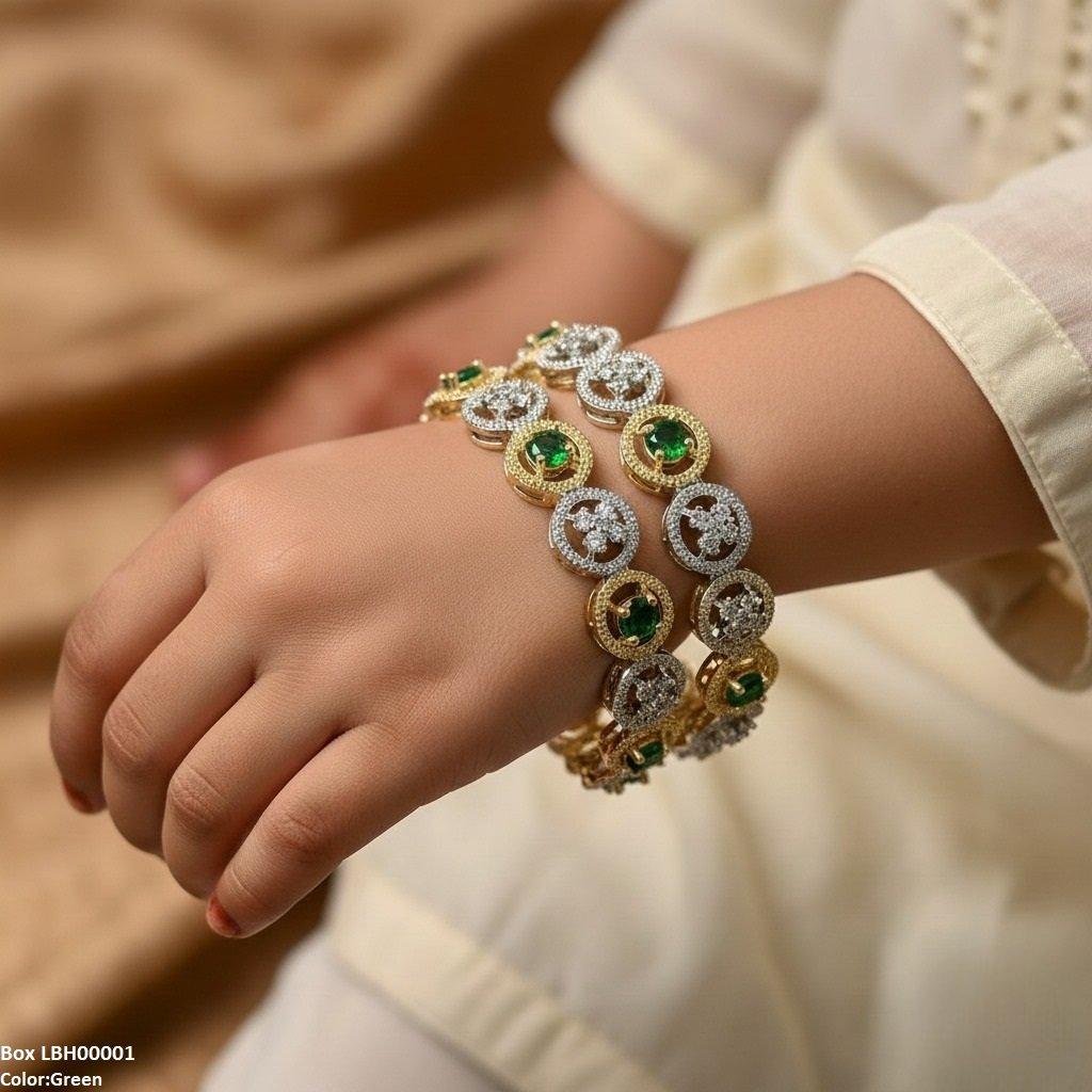 LBH00001 ANI Round Stone Flower Bangle Set - LBH