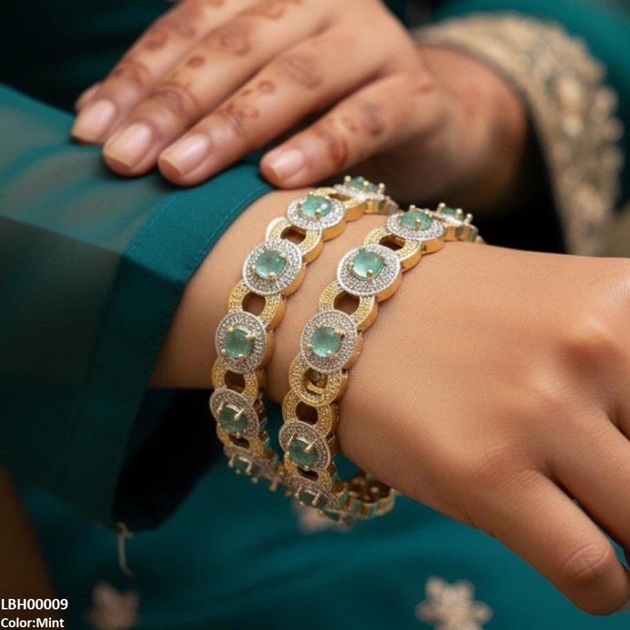 LBH00009 ANI Round Stone Linked Bangle Set - LBH