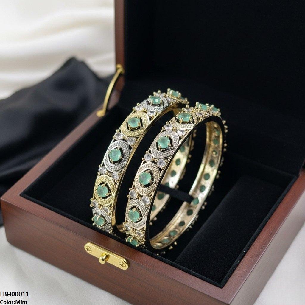 LBH00011 ANI Imp Round Stone Bangle Set - LBH